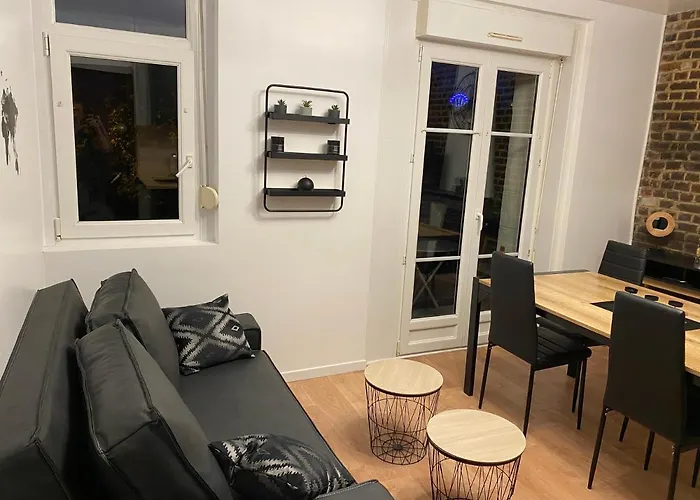 Jolie Logement Proche De La Mer